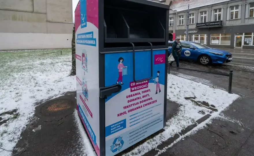 W czym wyrzucać śmieci? BIO, tekstylia i zmiany od 2025.