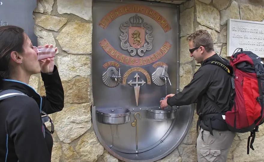 Fuente del Vino de Irache - La parada clave del Camino