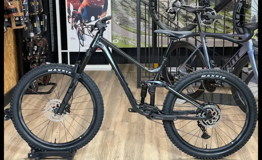 Giant Stance 27.5 - Upgrade Wheels & Tyres for UK Trails