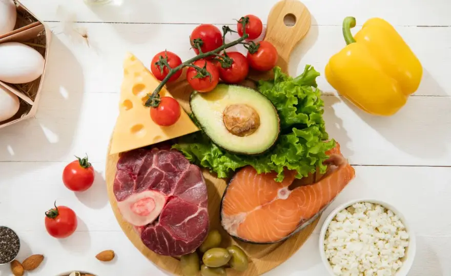 Dieta paleolityczna - co jeść, efekty i czy warto?