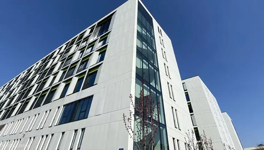 Ile kosztują studia medyczne w Warszawie? Sprawdź różnice w cenach