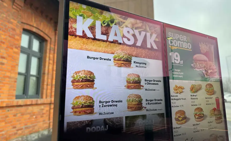 Burger Drwala - Skład, kalorie i warianty. Który warto wybrać?