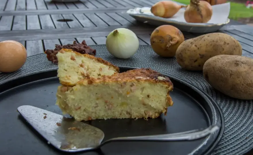 Babka ziemniaczana jak u babci - prosty przepis