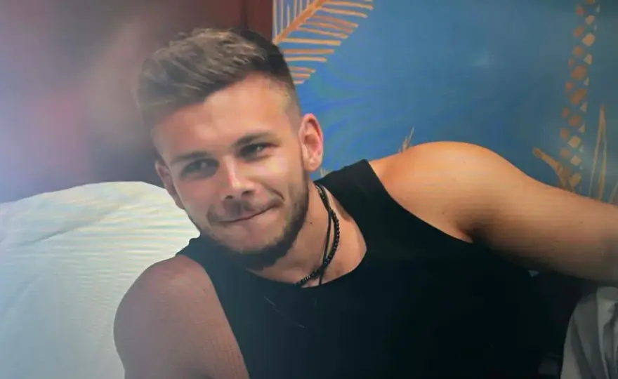 Bartek Wierzbicki Hotel Paradise - Kim jest i dlaczego dzieli widzów?