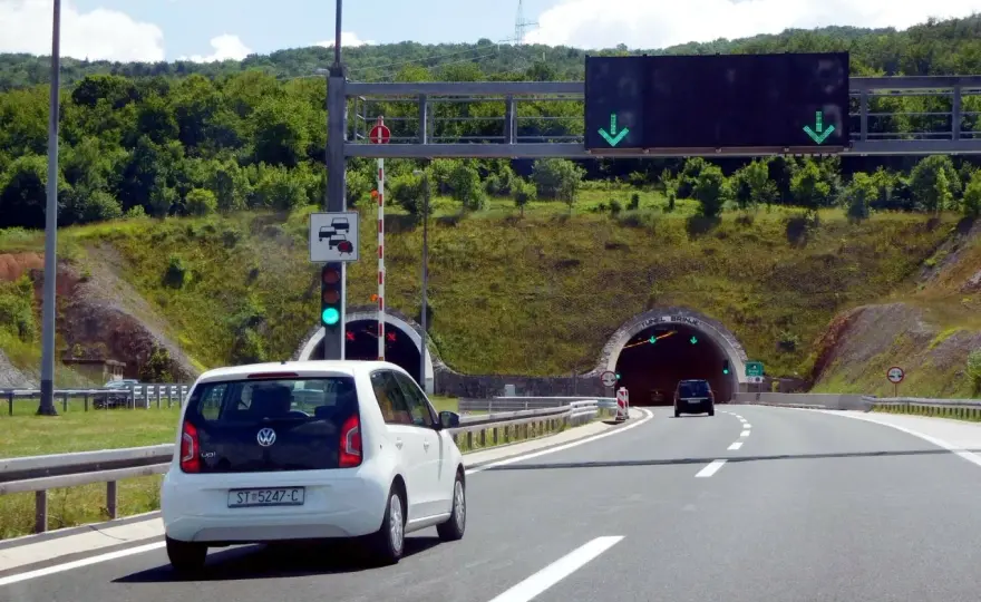 Autostrady w Chorwacji - Ile kosztują i jak działają zniżki ENC?