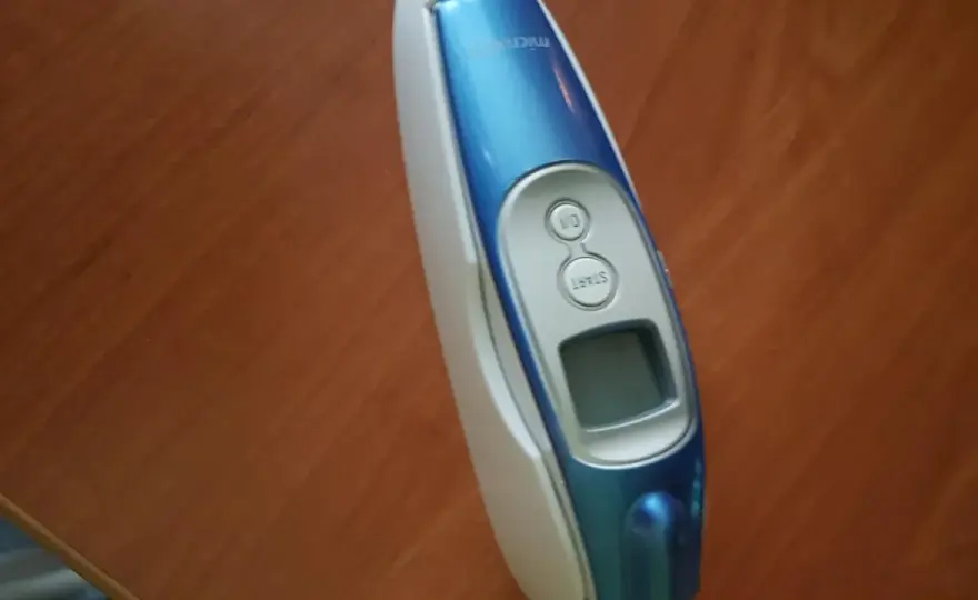 Microlife NC 100: Zmień °F na °C w 3 krokach! Szybka instrukcja
