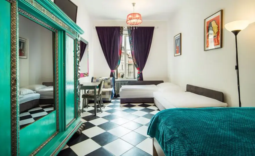 Ceny noclegów w Warszawie: Ile kosztuje hotel, hostel, apartament?