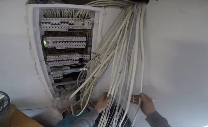 Jaki przewód do rolet? Unikaj błędów przy wyborze i instalacji