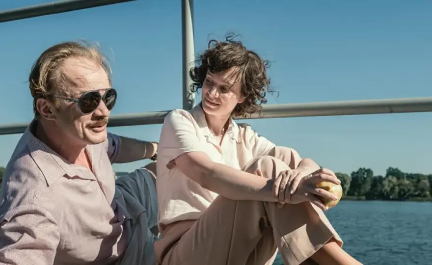 Reżyser filmu Sztuka kochania: poznaj tajemnice obu wersji