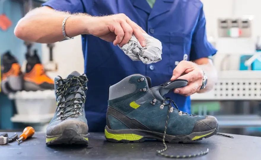 How to Dry Hiking Boots Safely - Avoid Damage!