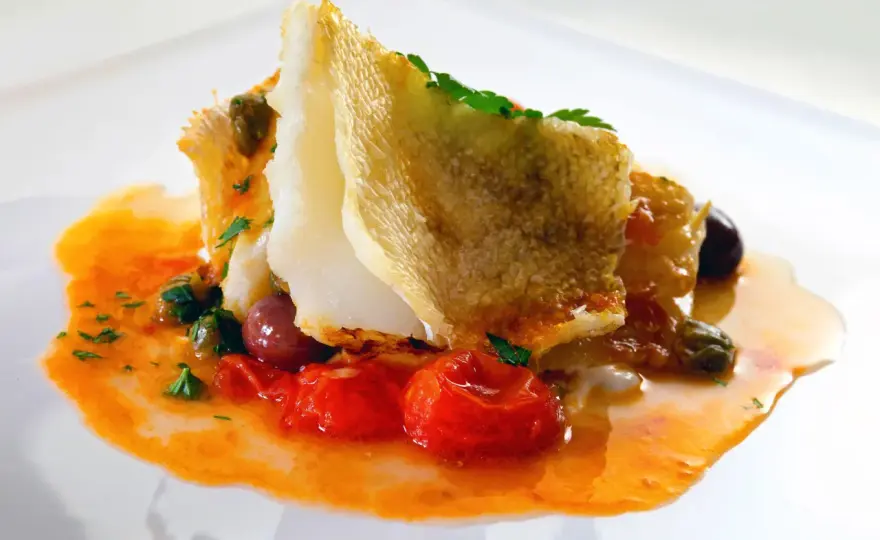 Bacalao encebollado - cómo lograr un guiso jugoso y equilibrado