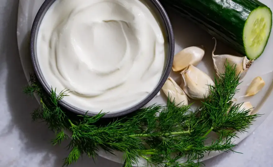 Tzatziki perfecto - Evita que se agüe y combínalo bien