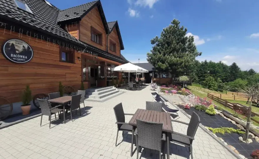 Bacówka Na Zadzielu: Beskid Wyspowy planuj wyjazd i podziwiaj Tatry