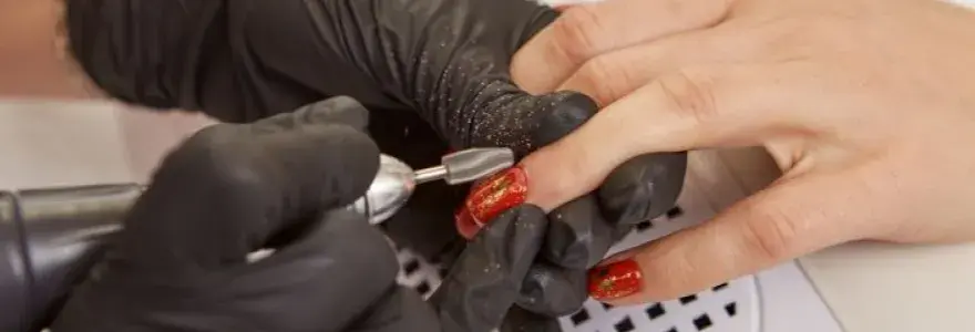 Pochłaniacz pyłu manicure jaki wybrać - kluczowe wskazówki i porady