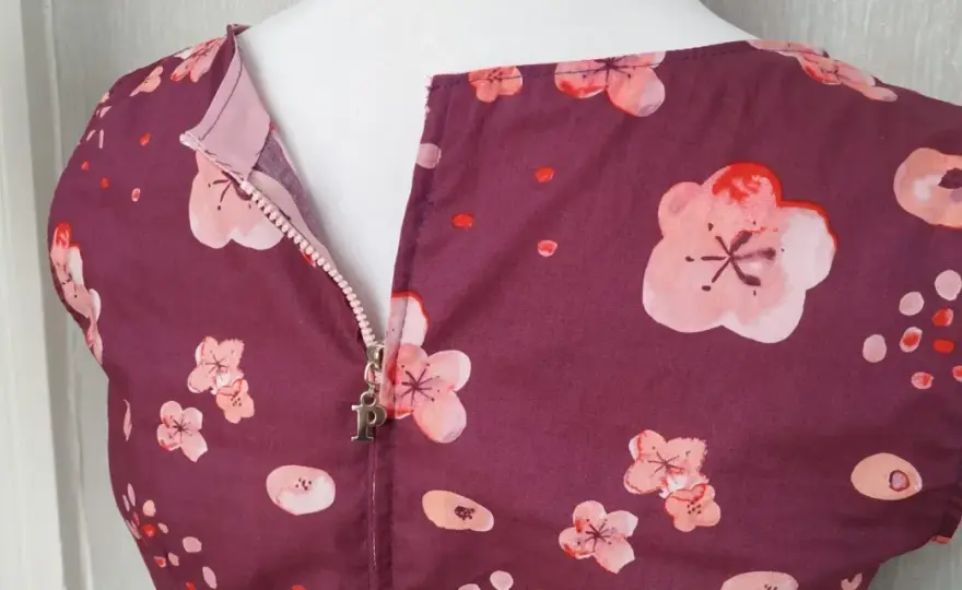 Perfect Centered Zippers - Your Step-by-Step Guide