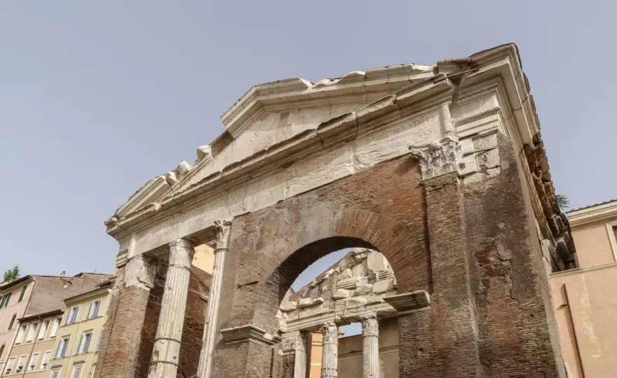 Portico di Ottavia a Roma - storia e visita nel rione Sant'Angelo