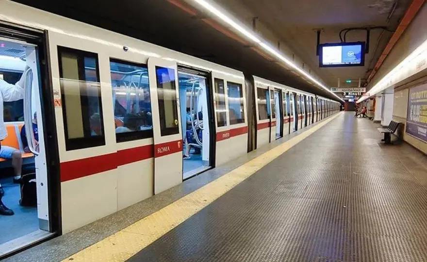 Metro di Roma il venerdì - fino a che ora passano A, B, B1 e C?