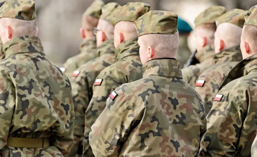 Dobrowolna zasadnicza służba wojskowa - Ile trwa i ile można zarobić?