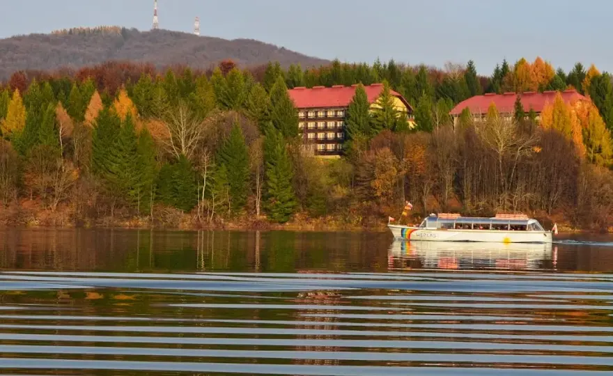 Zielone wzgórza nad Soliną - tajemnica wykonawcy, która Was zaskoczy!