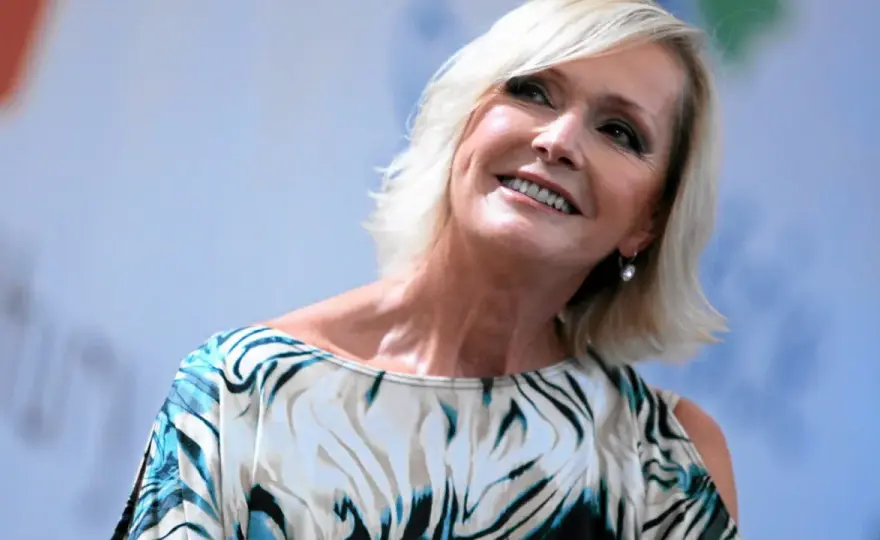 Helena Vondráčková - Biografia i fenomen gwiazdy, która wciąż zachwyca