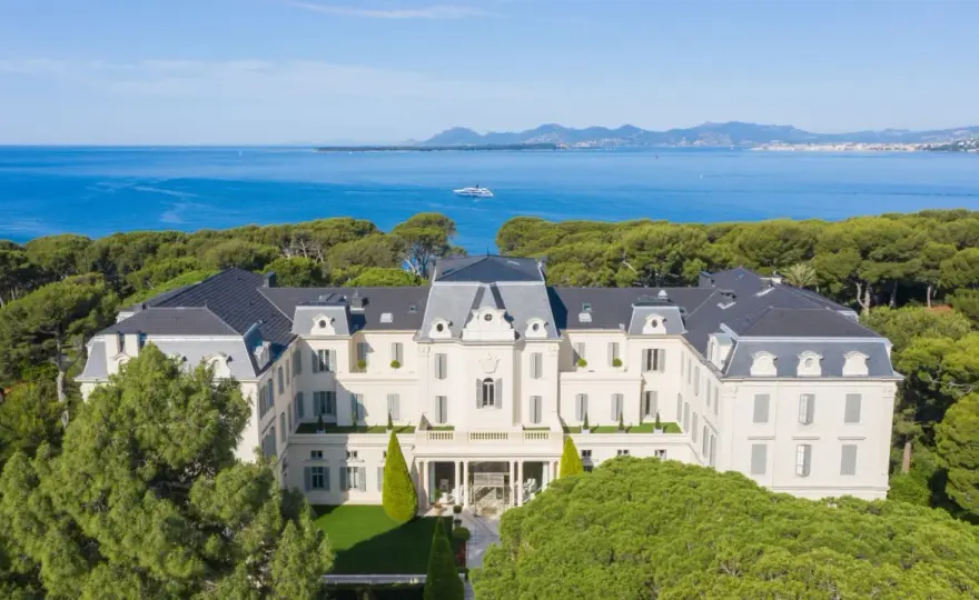 Hôtel du Cap-Eden-Roc : Luxe, Histoire & Célébrités Côte d'Azur