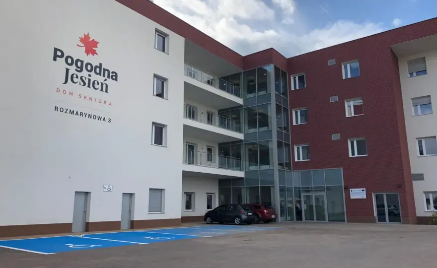 "Pogodna Jesień": Wiele pensjonatów. Jak wybrać najlepszy dla seniora?