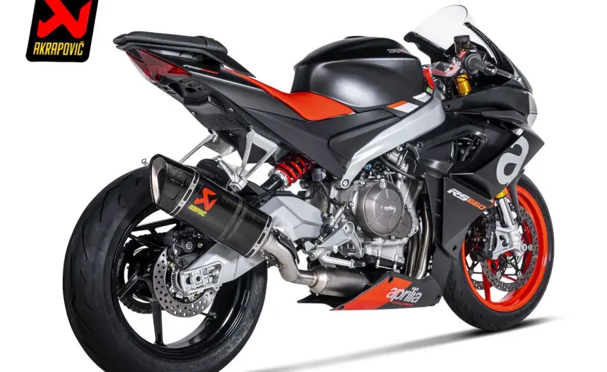 Escape Aprilia RS 660 - ¿Cuál elegir y por qué?