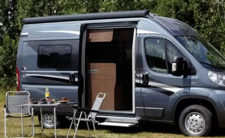 Moustiquaire plissée camping-car - Réparer ou remplacer ?