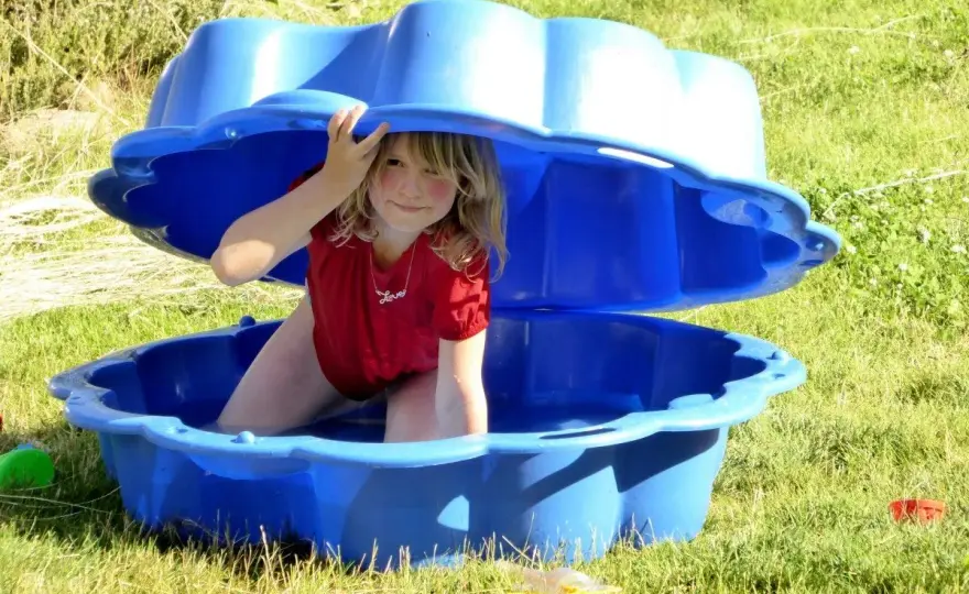 Verano con 2 años - Ideas de juego fáciles y refrescantes