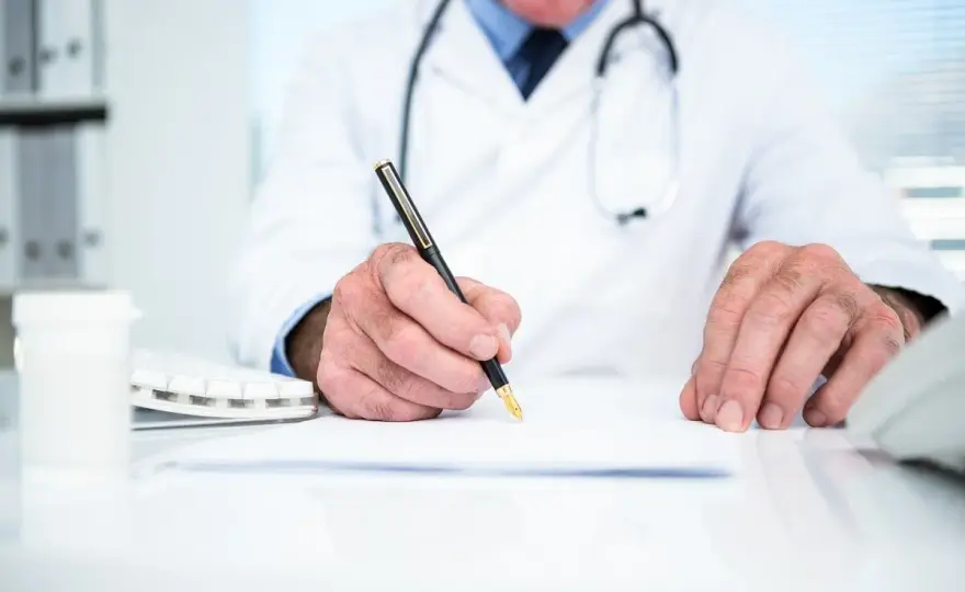 Cómo agrupar recetas de medicamentos de diagnóstico hospitalario eficazmente