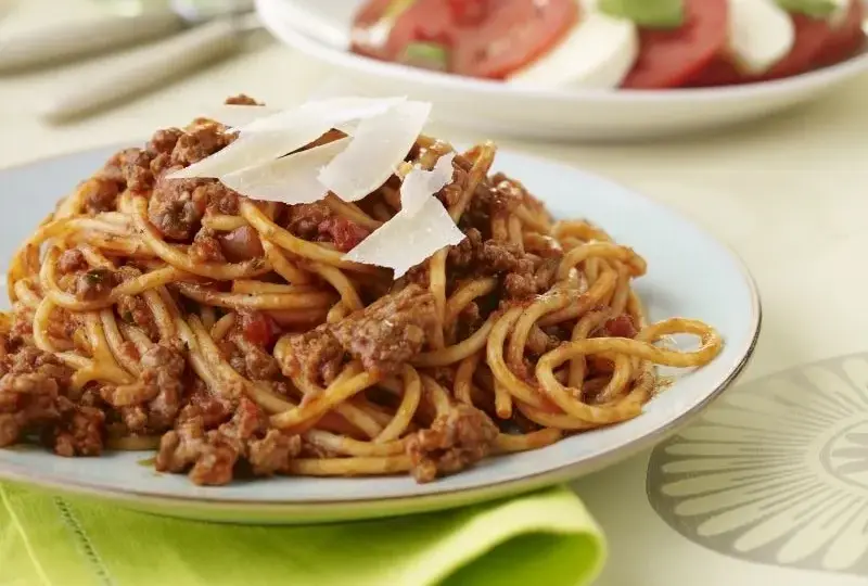Jak usmażyć mięso mielone do spaghetti, aby było idealne i smaczne