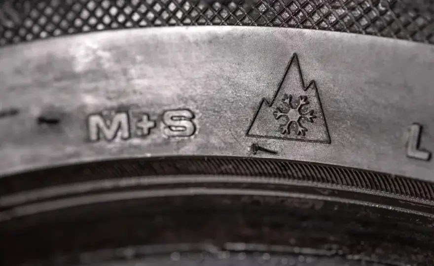 Neumáticos M+S - qué significan y cuándo no bastan