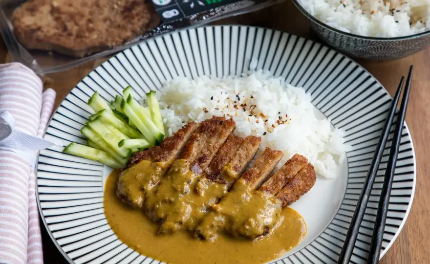 Katsu Curry - Så lyckas du med krispig panering och sås