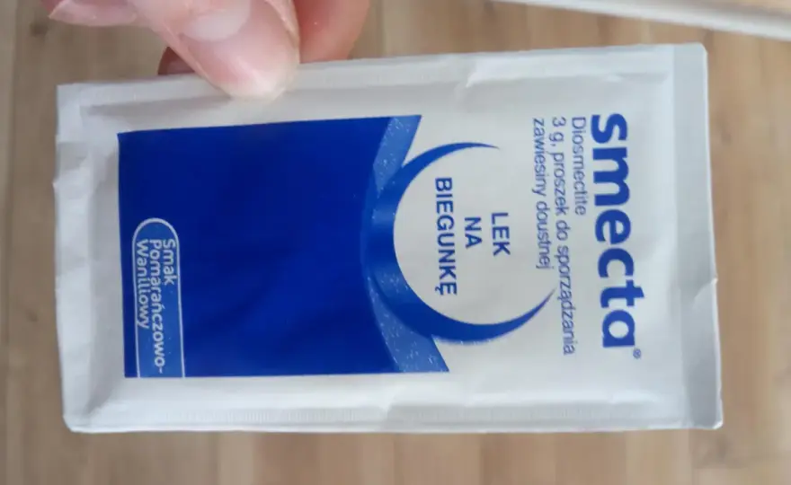Smecta dla psa - Kiedy pomaga, a kiedy szkodzi?
