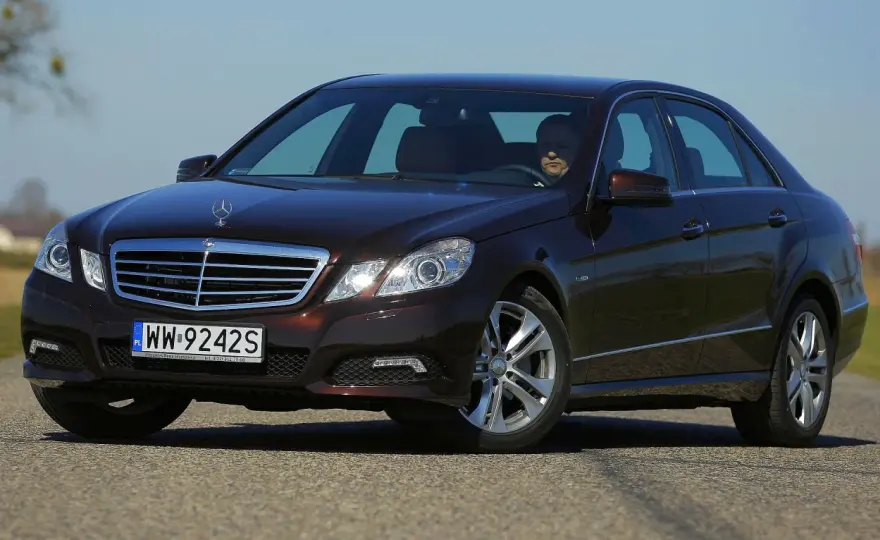 Mercedes W212 jaki silnik benzynowy - poznaj najlepsze opcje i osiągi