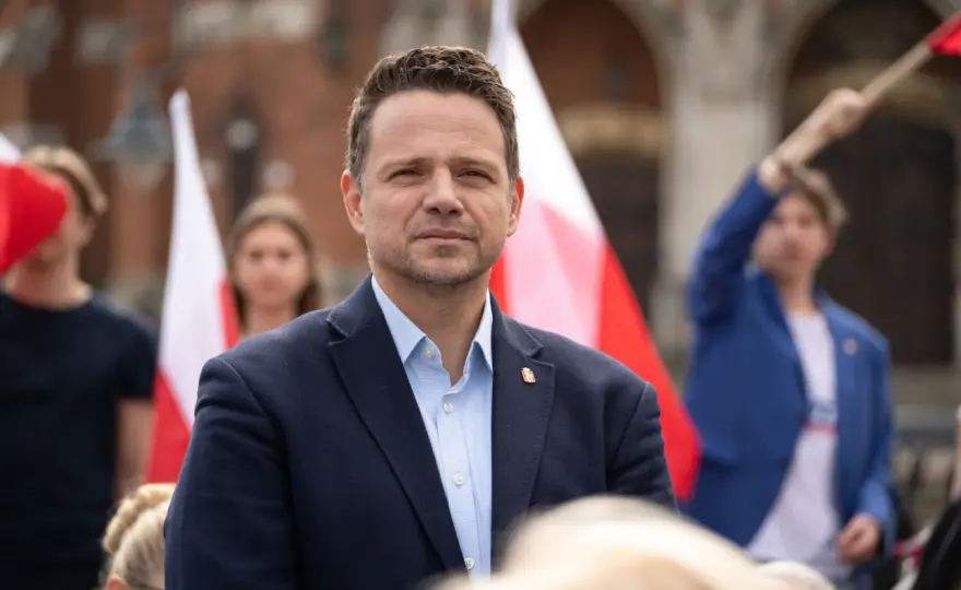 Kontakt z Rafałem Trzaskowskim: Jak się skontaktować? Oficjalne dane