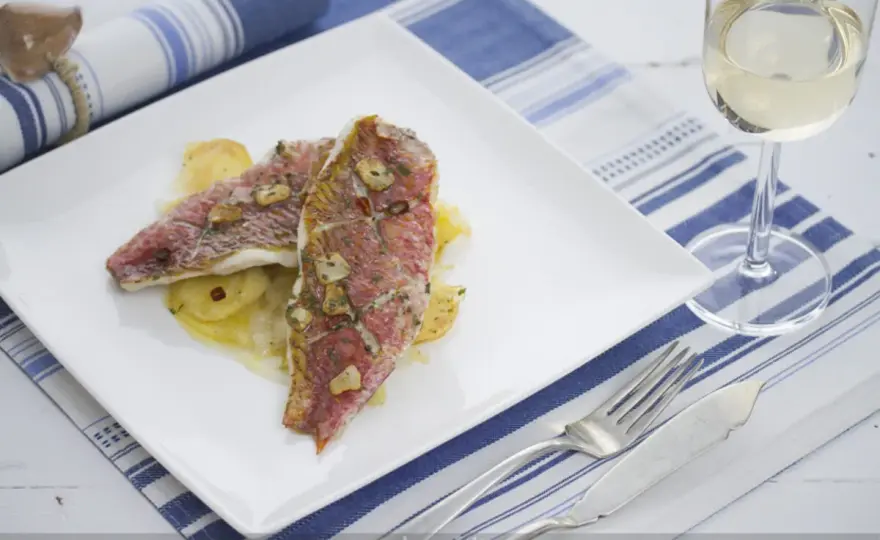 Salmonetes al horno jugosos y en su punto, sin secarlos