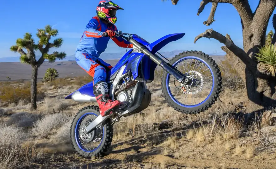 Alpinestars A-10 V2 - czy warto na motocross i enduro?