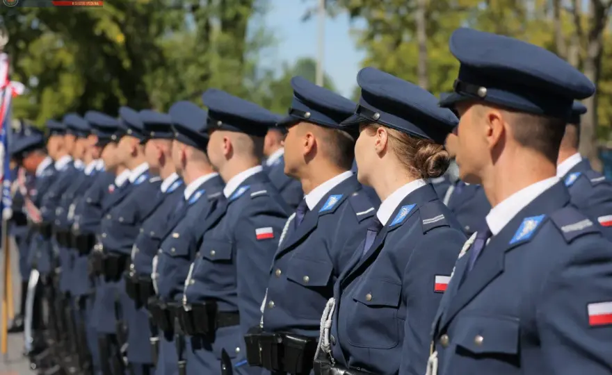 Jak zostać detektywem w policji: kompletny proces rekrutacji w 2024