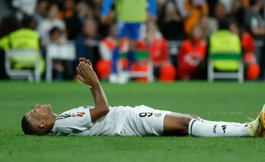 Kontuzja Mbappé w Realu - Co naprawdę się dzieje?
