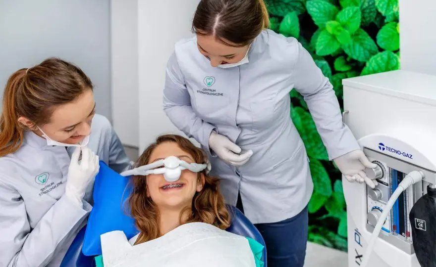 Gaz rozweselający u dentysty - Koniec z lękiem? Sprawdź!