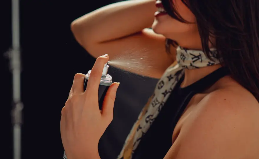 Wie viele Sprühstöße Parfum? Die ideale Menge finden