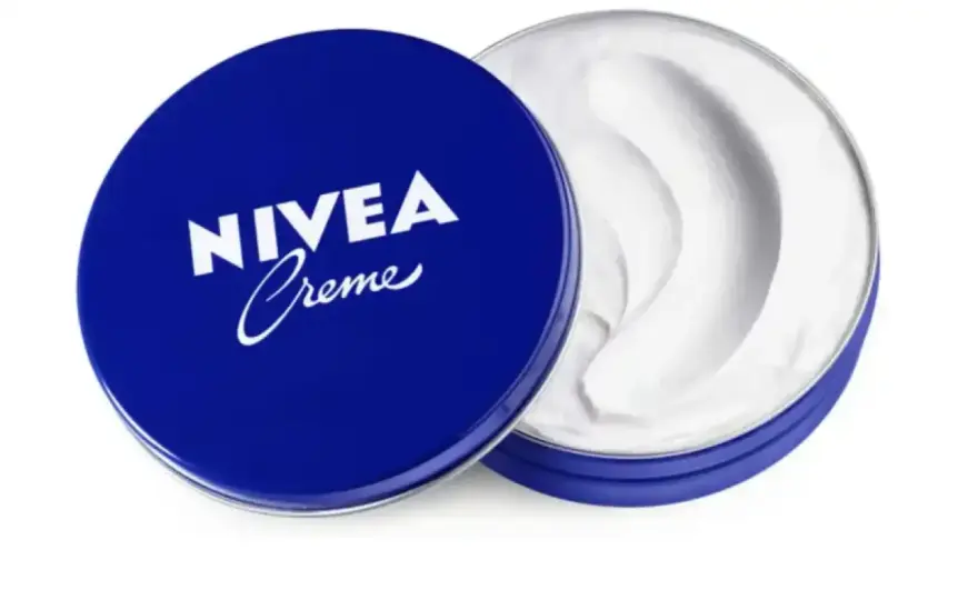 NIVEA lata azul - ¿Es buena o mala? La verdad sobre tu piel