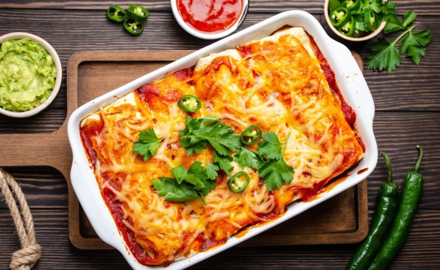 Prosta zapiekanka z piersi z kurczaka, która zachwyci każdego smakosza