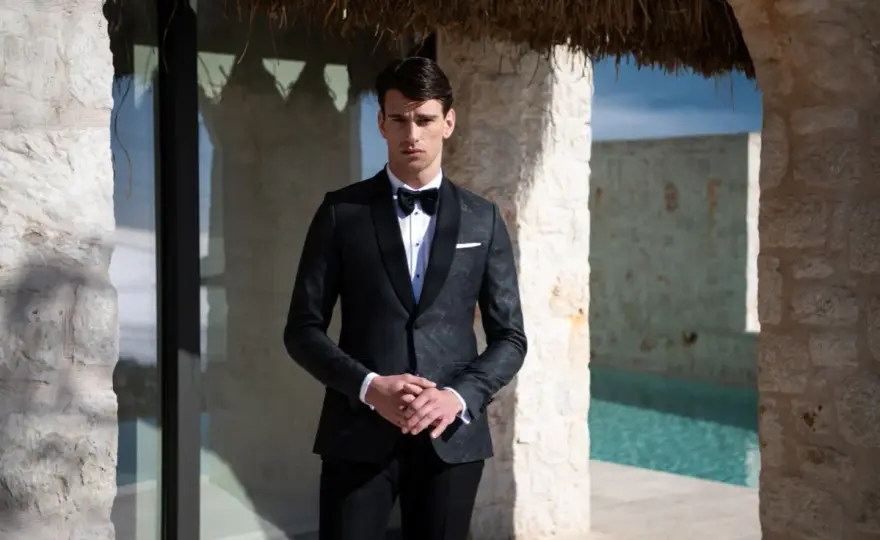 Suknia wieczorowa na black tie - Jak uniknąć modowego faux pas?