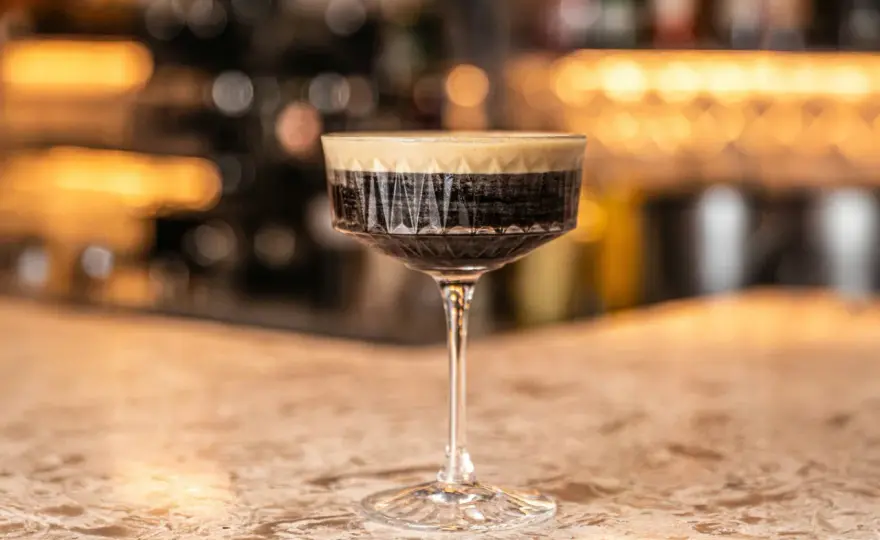 Espresso Martini perfetto - Ricetta e segreti della schiuma