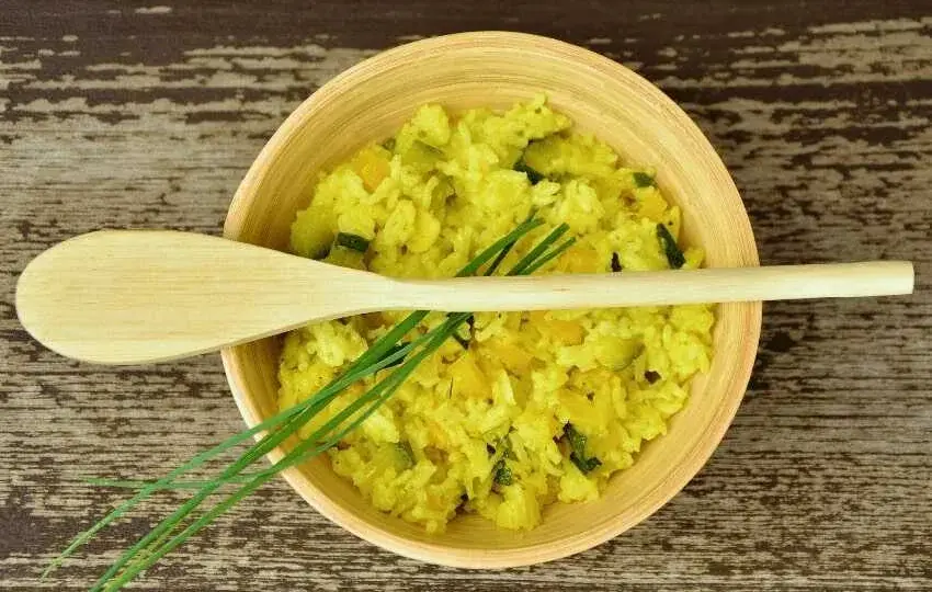 Ile bulionu do risotto, aby uzyskać idealną kremowość i smak?