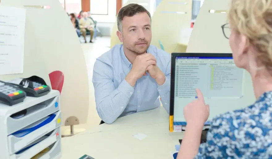 Co z ubezpieczeniem zdrowotnym po umowie zlecenia? Masz 30 dni!