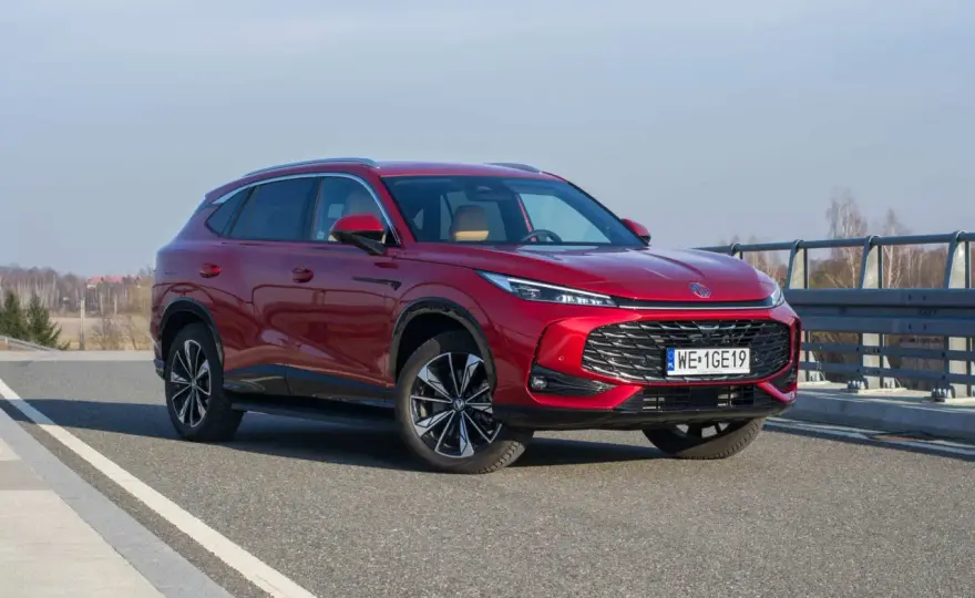 MG HS Plug-in Hybrid - Czy 100 km zasięgu to dla Ciebie?
