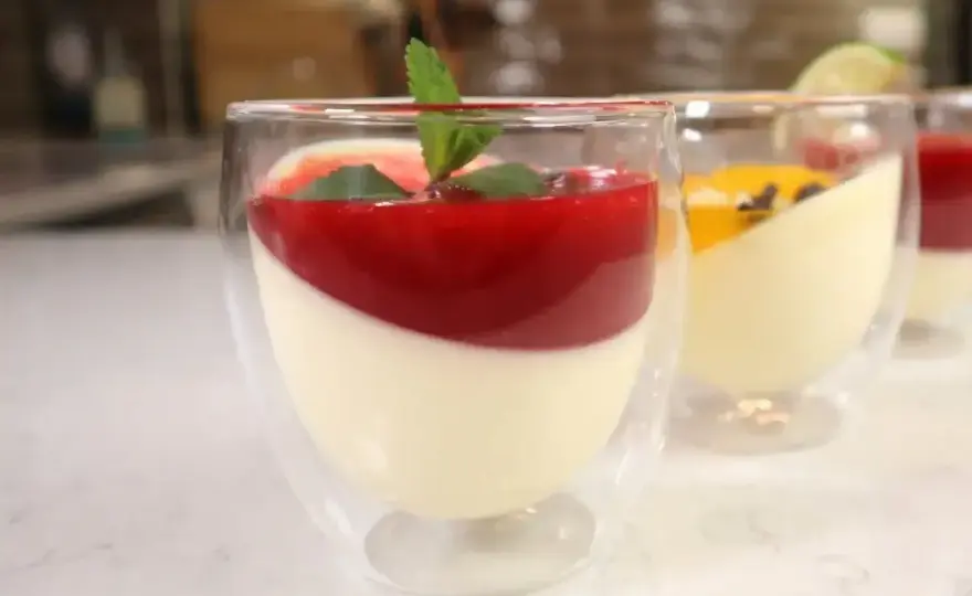 Panna Cotta - Jak zrobić idealny deser bez błędów?